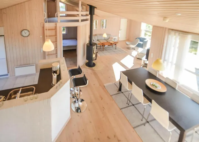 Four-bedroom In 펜션